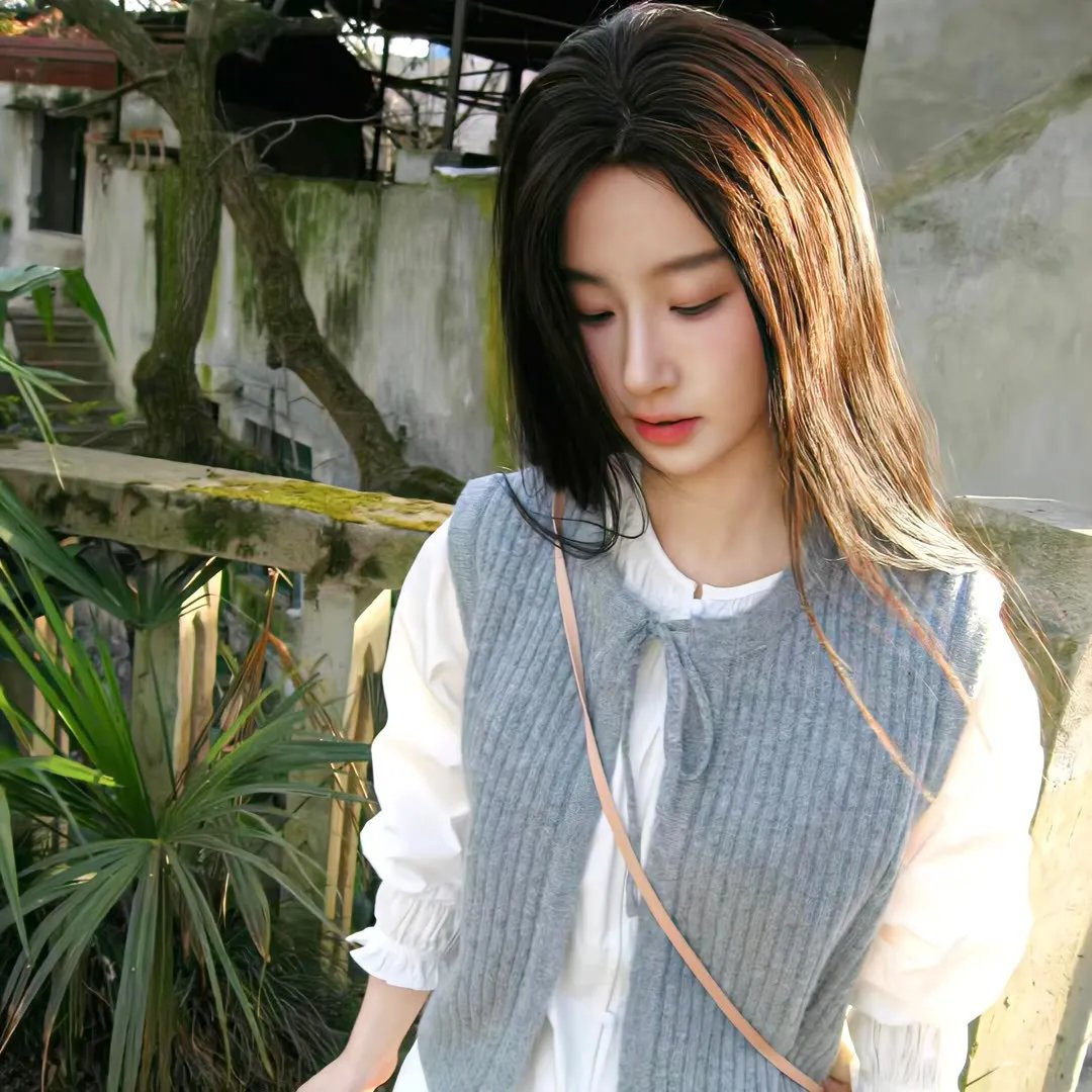 与狼共谋 封面
